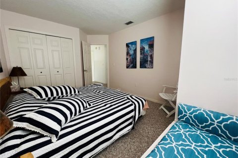 House in Winter Haven, Florida 3 bedrooms, 178.93 sq.m. № 1673701 - photo 24