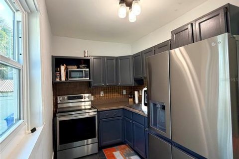 Villa ou maison à louer à Saint Petersburg, Floride: 2 chambres, 85.84 m2 № 2412669 - photo 25