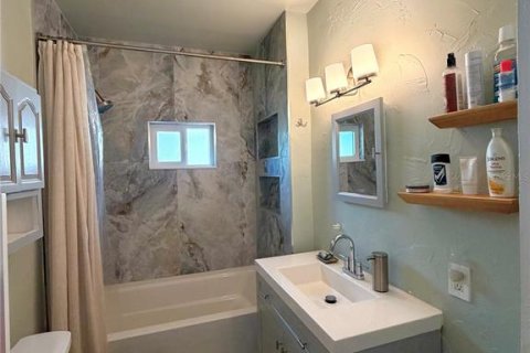 Villa ou maison à louer à Saint Petersburg, Floride: 2 chambres, 85.84 m2 № 2412669 - photo 22