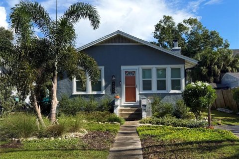 Villa ou maison à louer à Saint Petersburg, Floride: 2 chambres, 85.84 m2 № 2412669 - photo 2