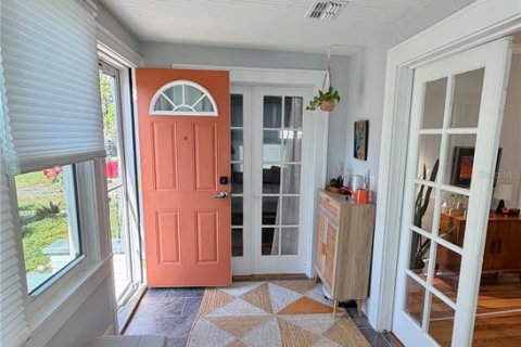 Villa ou maison à louer à Saint Petersburg, Floride: 2 chambres, 85.84 m2 № 2412669 - photo 4