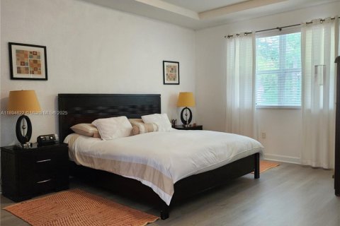 Touwnhouse à louer à Doral, Floride: 4 chambres, 211.54 m2 № 1947172 - photo 20