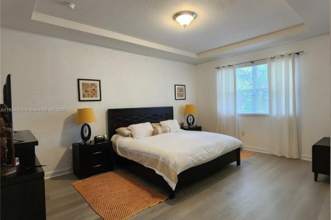 Touwnhouse à louer à Doral, Floride: 4 chambres, 211.54 m2 № 1947172 - photo 21