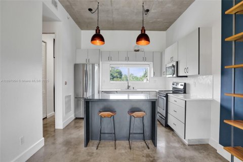 Купить таунхаус в Форт-Лодердейл, Флорида 3 спальни, 186.27м2, № 1952863 - фото 14