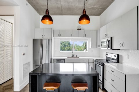 Купить таунхаус в Форт-Лодердейл, Флорида 3 спальни, 186.27м2, № 1952863 - фото 18