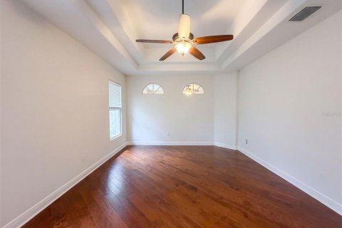 Casa en venta en Valrico, Florida, 5 dormitorios, 320.33 m2 № 2390927 - foto 4
