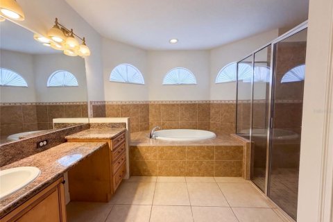 Casa en venta en Valrico, Florida, 5 dormitorios, 320.33 m2 № 2390927 - foto 13