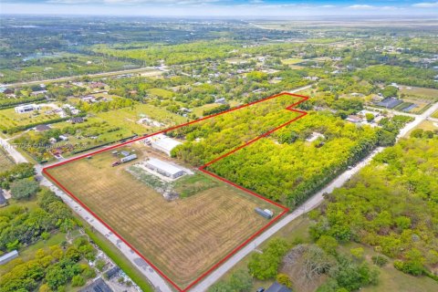 Land in Miami, Florida № 1861158 - photo 1