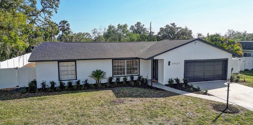 Casa en Bradenton, Florida 4 dormitorios, 212.84 m2 № 1584191