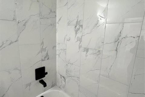 Купить виллу или дом в Даннеллон, Флорида 3 комнаты, 144.74м2, № 2267235 - фото 20