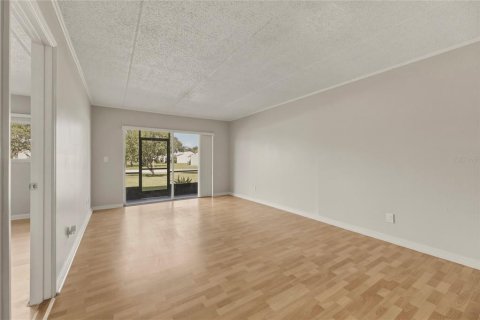Condominio en venta en Melbourne, Florida, 1 dormitorio, 69.12 m2 № 2210018 - foto 12