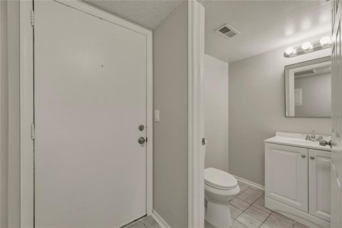 Condominio en venta en Melbourne, Florida, 1 dormitorio, 69.12 m2 № 2210018 - foto 6