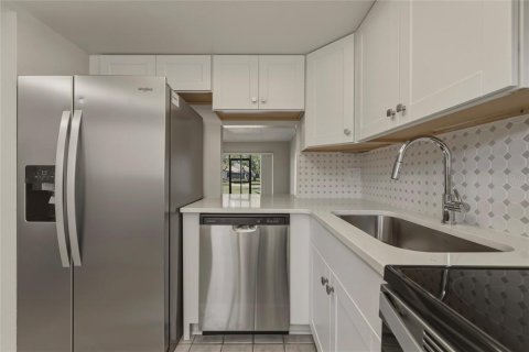 Condominio en venta en Melbourne, Florida, 1 dormitorio, 69.12 m2 № 2210018 - foto 11