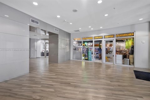 Condo in Miami, Florida, 1 bedroom  № 2022309 - photo 19