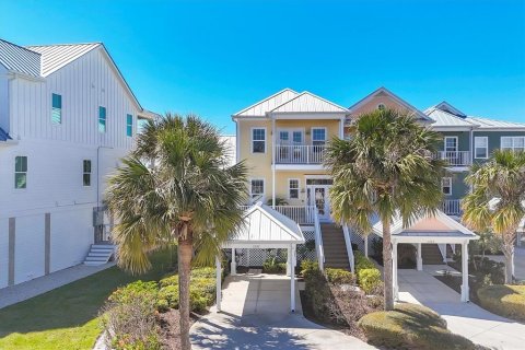 Touwnhouse à Placida, Floride 3 chambres, 183.95 m2 № 2130562