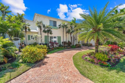 Casa en venta en Fort Lauderdale, Florida, 5 dormitorios, 464.79 m2 № 2251178 - foto 2