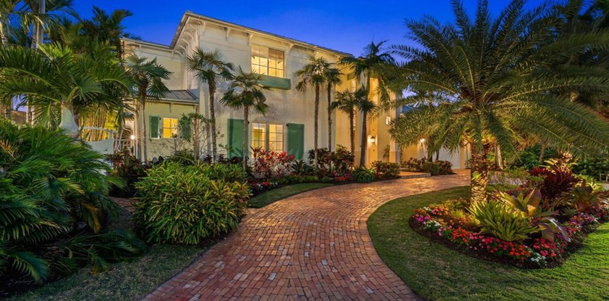 Casa en Fort Lauderdale, Florida 5 dormitorios, 464.79 m2 № 2251178