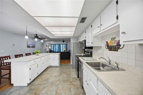 Villa ou maison à vendre à Port Charlotte, Floride: 3 chambres, 151.99 m2 № 2214893 - photo 16