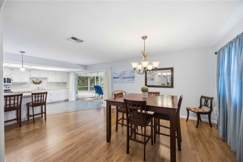 Villa ou maison à vendre à Port Charlotte, Floride: 3 chambres, 151.99 m2 № 2214893 - photo 19
