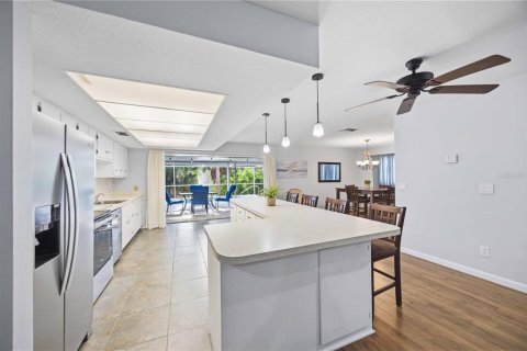 Villa ou maison à vendre à Port Charlotte, Floride: 3 chambres, 151.99 m2 № 2214893 - photo 8