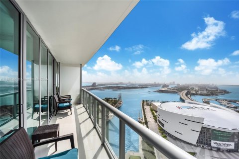 Copropriété à louer à Miami, Floride: 2 chambres, 122.82 m2 № 1794755 - photo 14