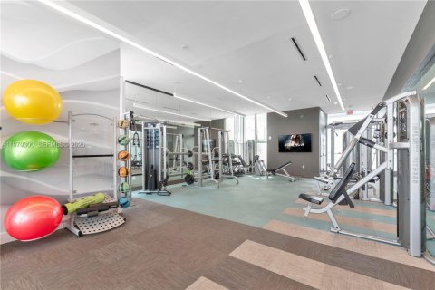 Купить кондоминиум в Майами, Флорида 1 спальня, 69.03м2, № 2046469 - фото 27