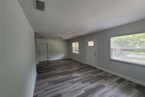 Casa en venta en Brooksville, Florida, 3 dormitorios, 100.33 m2 № 1783211 - foto 4