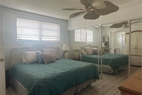 Copropriété à vendre à Miami, Floride: 1 chambre, 82.03 m2 № 2082365 - photo 14