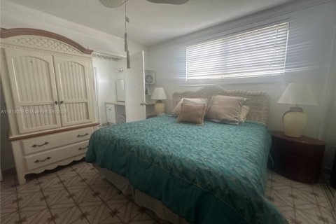 Copropriété à vendre à Miami, Floride: 1 chambre, 82.03 m2 № 2082365 - photo 13