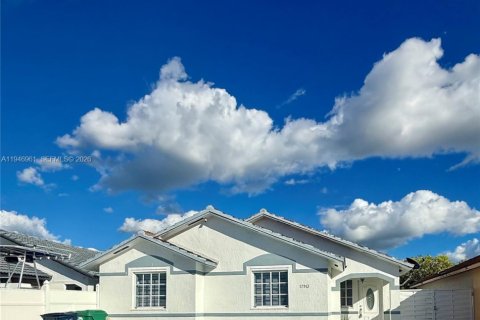 Casa en Miami, Florida 3 dormitorios, 114.83 m2 № 2003722