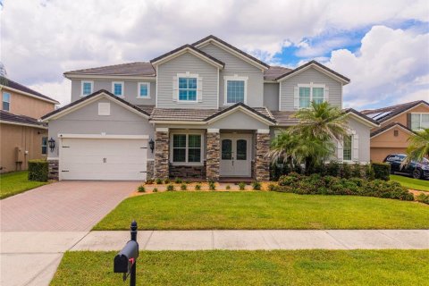 House in Winter Garden, Florida 5 bedrooms, 456.99 sq.m. № 2359294