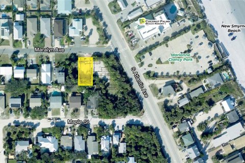 Terreno en venta en New Smyrna Beach, Florida № 1535191 - foto 1