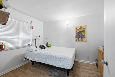 Снять в аренду кондоминиум в Уэстон, Флорида 3 спальни, 116.69м2, № 1954681 - фото 11