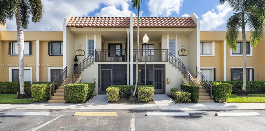 Кондоминиум с 3 спальнями в Уэстон, Флорида № 1954681