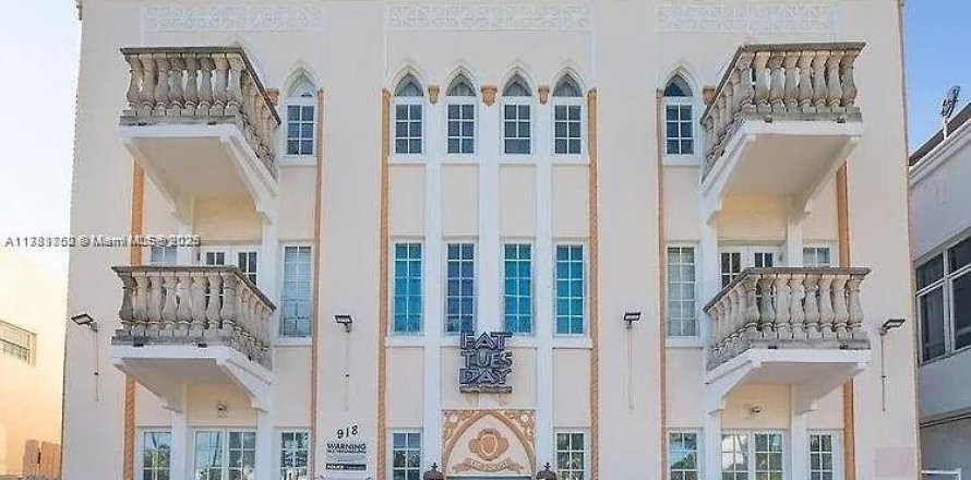 Condominio en Miami Beach, Florida, 1 dormitorio № 1861560