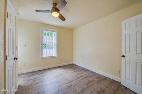 Купить виллу или дом в Дейтона-Бич, Флорида 6 комнат, 14.68м2, № 2213462 - фото 16