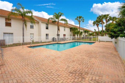 Copropriété à louer à Winter Park, Floride: 2 chambres, 78.04 m2 № 2361110 - photo 12