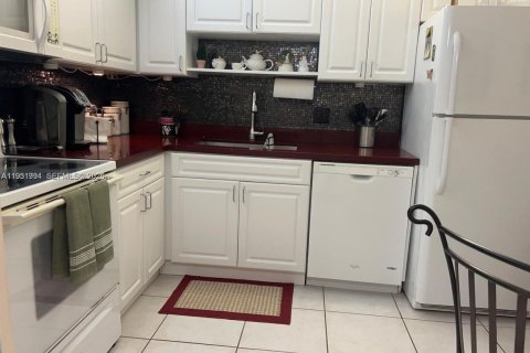 Condominio en venta en Pompano Beach, Florida, 3 dormitorios, 129.13 m2 № 2006109 - foto 15