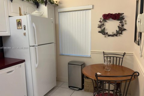 Condominio en venta en Pompano Beach, Florida, 3 dormitorios, 129.13 m2 № 2006109 - foto 19