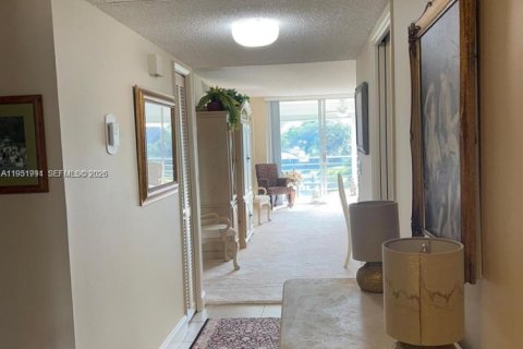 Condominio en venta en Pompano Beach, Florida, 3 dormitorios, 129.13 m2 № 2006109 - foto 12