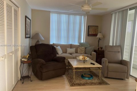 Condominio en venta en Pompano Beach, Florida, 3 dormitorios, 129.13 m2 № 2006109 - foto 7