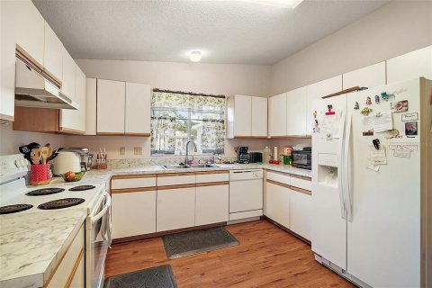 Casa en venta en Leesburg, Florida, 2 dormitorios, 131.92 m2 № 1720160 - foto 18
