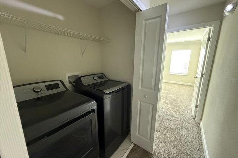 Купить таунхаус в Дэвенпорт, Флорида 4 комнаты, 177.81м2, № 1870256 - фото 9
