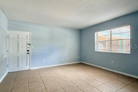 Appartement à louer à Eustis, Floride: 1 chambre, 92.9 m2 № 2388860 - photo 3