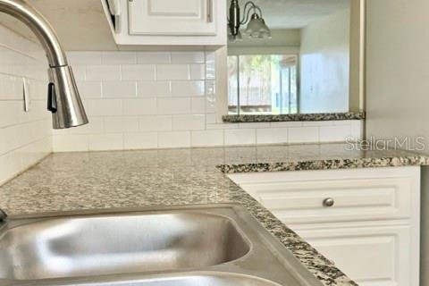Appartement à louer à Eustis, Floride: 1 chambre, 92.9 m2 № 2388860 - photo 16