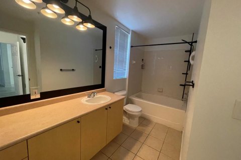 Copropriété à louer à Hollywood, Floride: 1 chambre, 77.29 m2 № 2169029 - photo 10