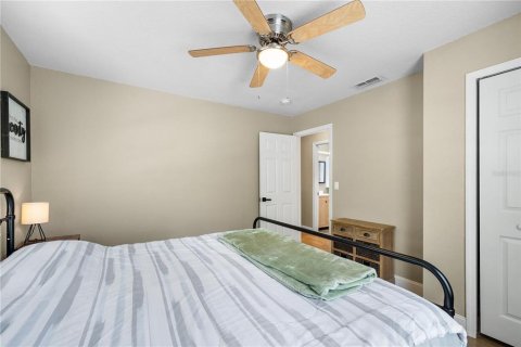 House in Dade City, Florida 3 bedrooms, 75.81 sq.m. № 1801287 - photo 14
