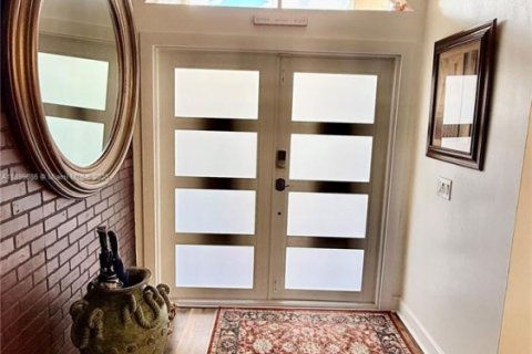 Купить виллу или дом в Пемброк-Пайнс, Флорида 4 спальни, 231.14м2, № 1951390 - фото 12