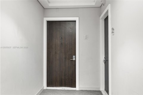 Купить кондоминиум в Авентура, Флорида 2 спальни, 121.98м2, № 2273952 - фото 8