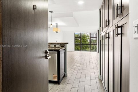 Купить кондоминиум в Авентура, Флорида 2 спальни, 121.98м2, № 2273952 - фото 9